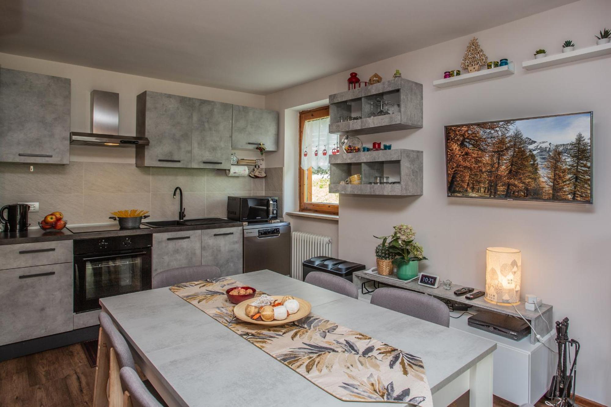 La Casa Di Matilde - Trilocale Vicinissimo Alle Piste Da Sci ลาตุยเล ภายนอก รูปภาพ